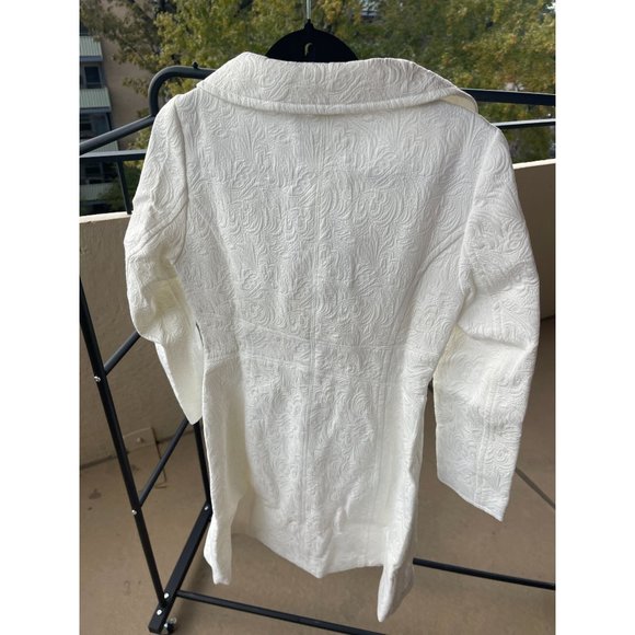 NWT Macy's Allure Noir White Snap Front Jacket Size 4 - Picture 4 of 5